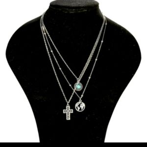 Vintage Inspired 3 Layer Necklace Turquoise Silver Tone